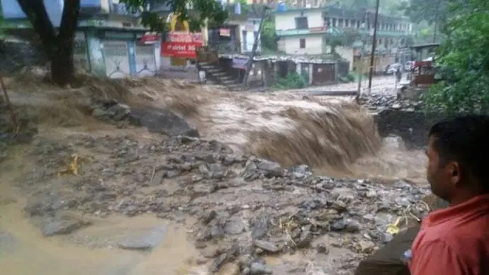 5. 2016 Cloudburst in Singhali (Pithoragarh & Chamoli)