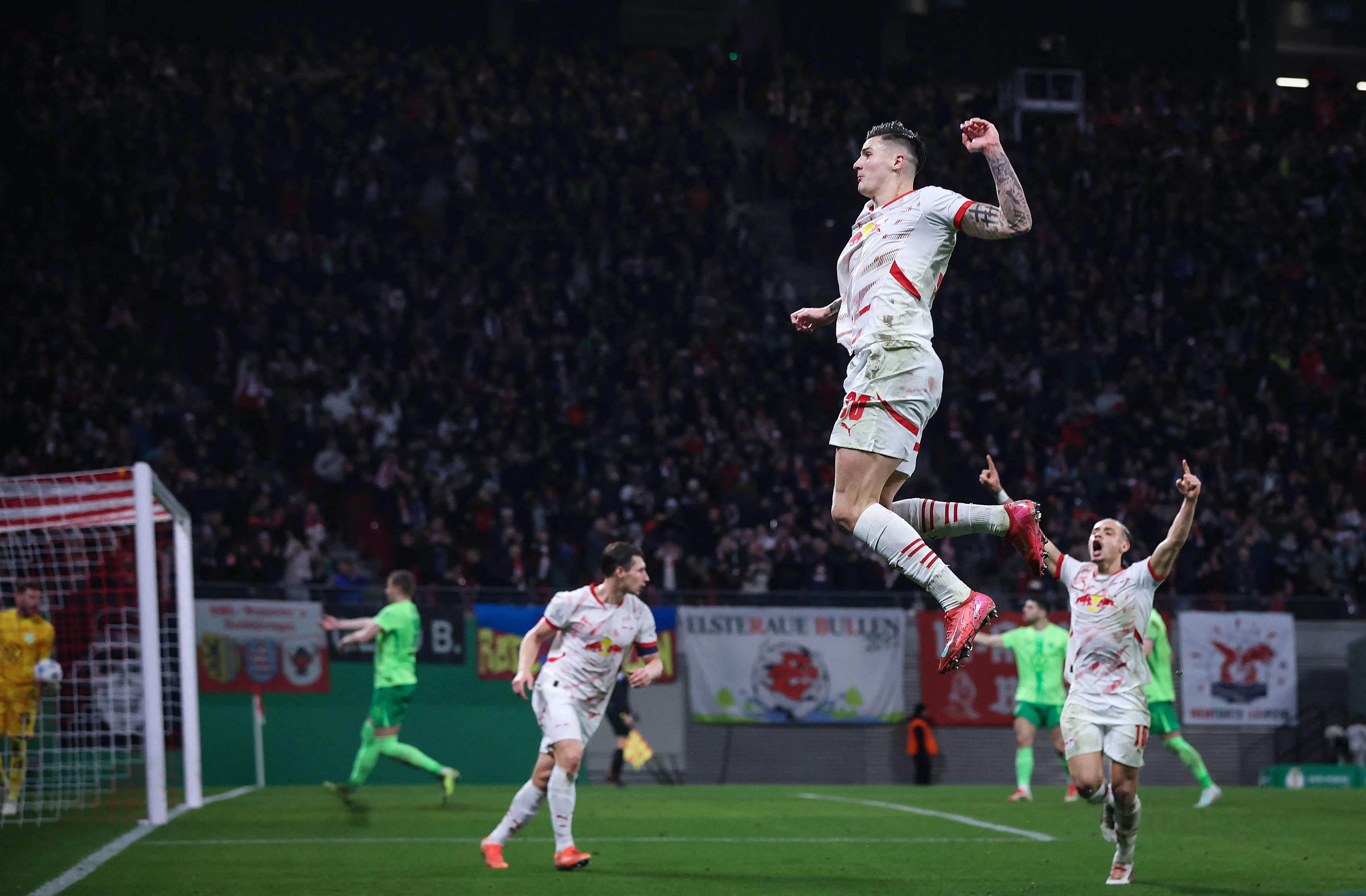 Manchester United reach agreement with Benjamin Sesko for sensational signing-Reports