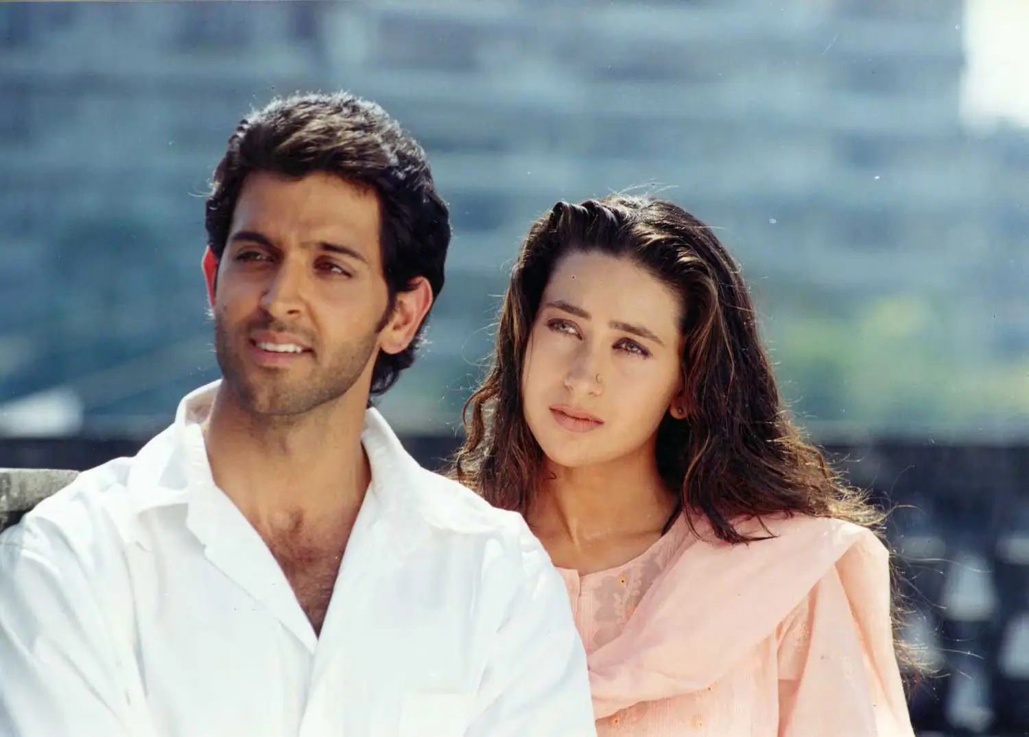 Fiza (2000)