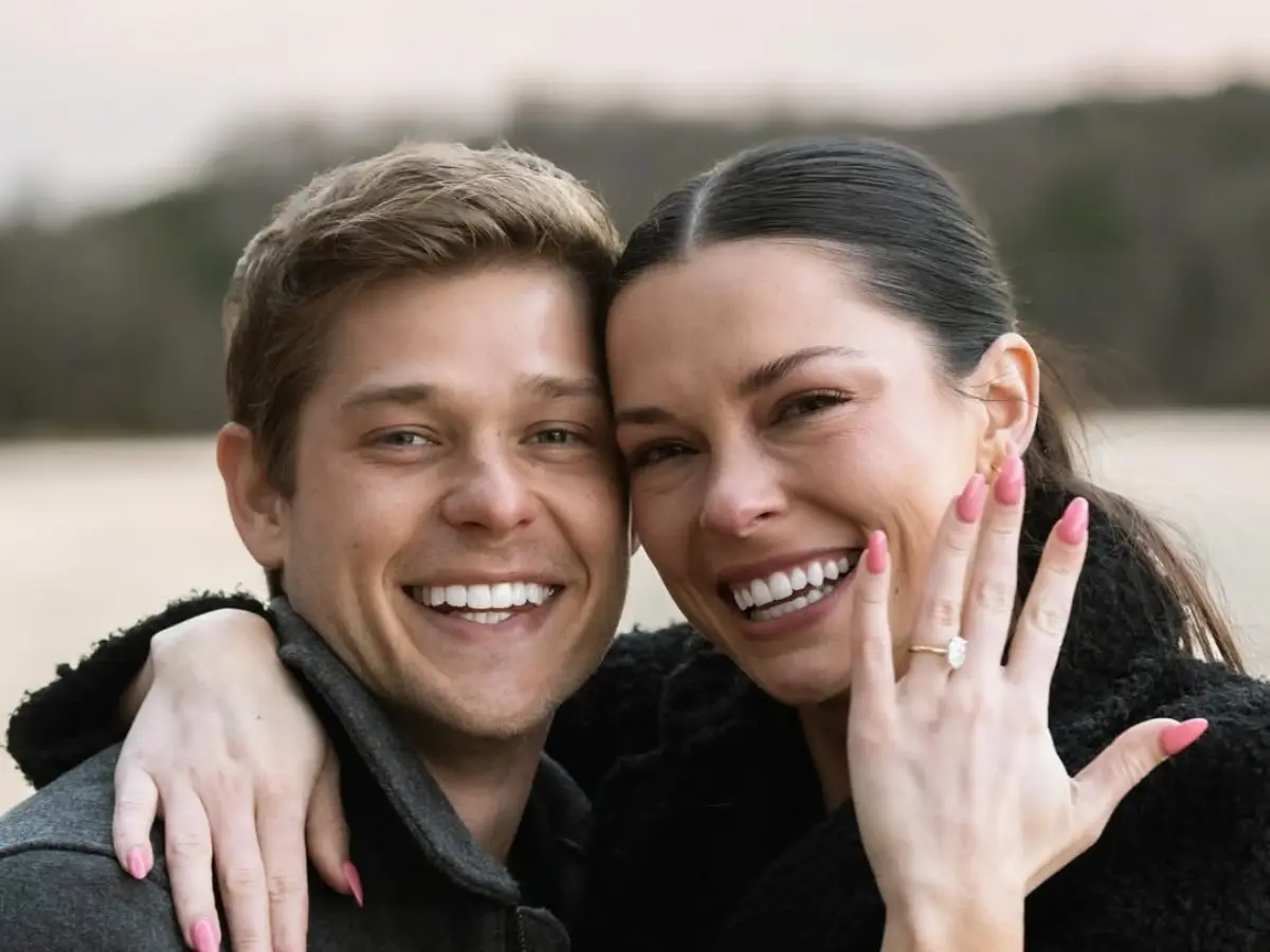 Stranger Things actor Mason Dye gets engaged to longtime girlfriend Carmen Joiner Stranger Things actor Mason Dye gets engaged to longtime girlfriend Carmen Joiner