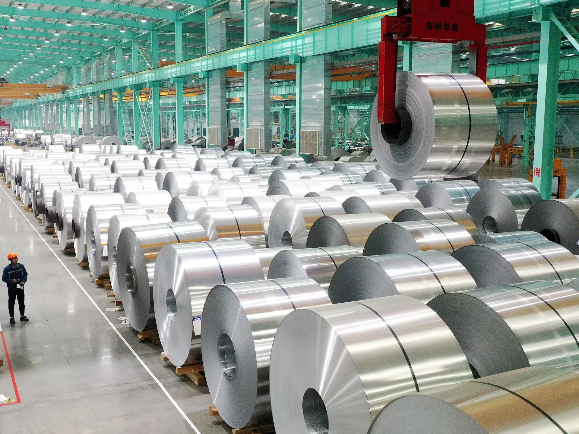 China’s factory-gate prices fall more than expected in July, deflation fears linger China’s factory-gate prices fall more than expected in July, deflation fears linger