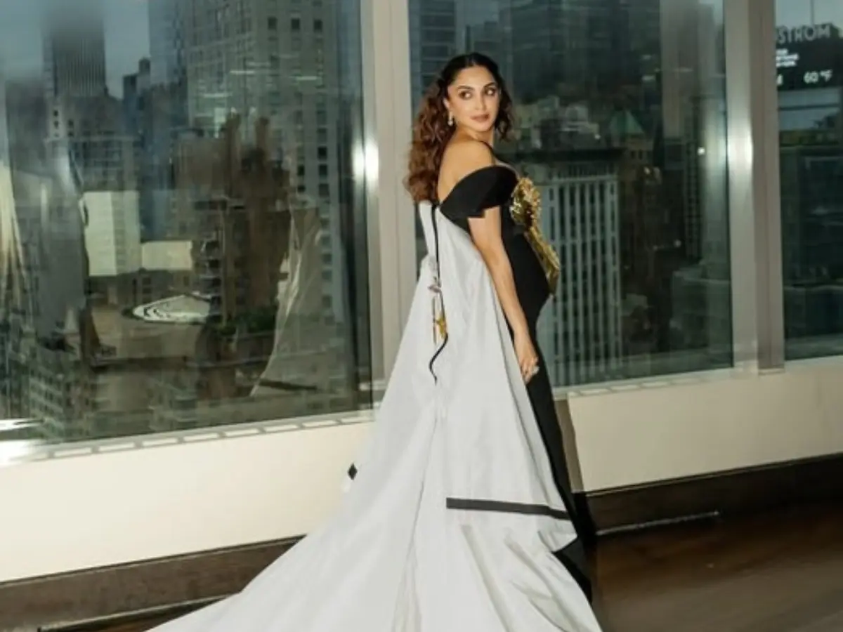 Mom Kiara Advani's fair trade with daughter in sweet post, 'I change your diapers, you change my world...' Mom Kiara Advani's fair trade with daughter in sweet post, 'I change your diapers, you change my world...'