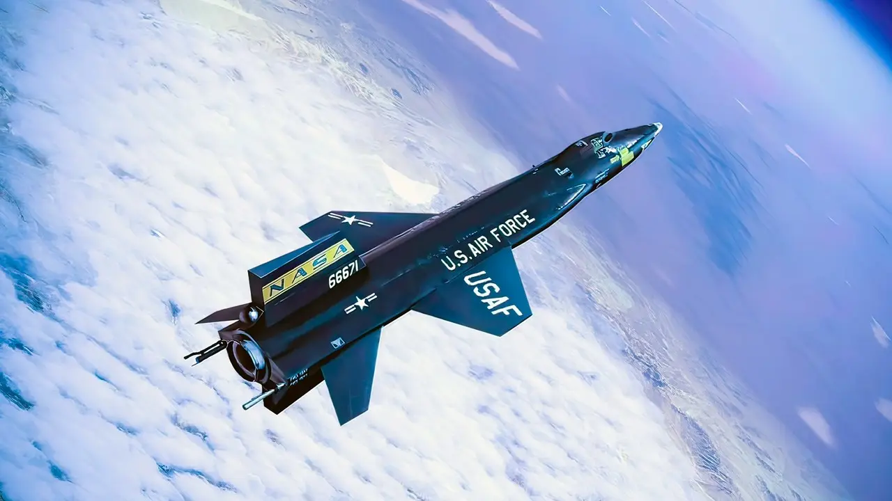 This fighter jet flies so fast, people call it a rocket with wings, reaching a top speed of Mach 6.72