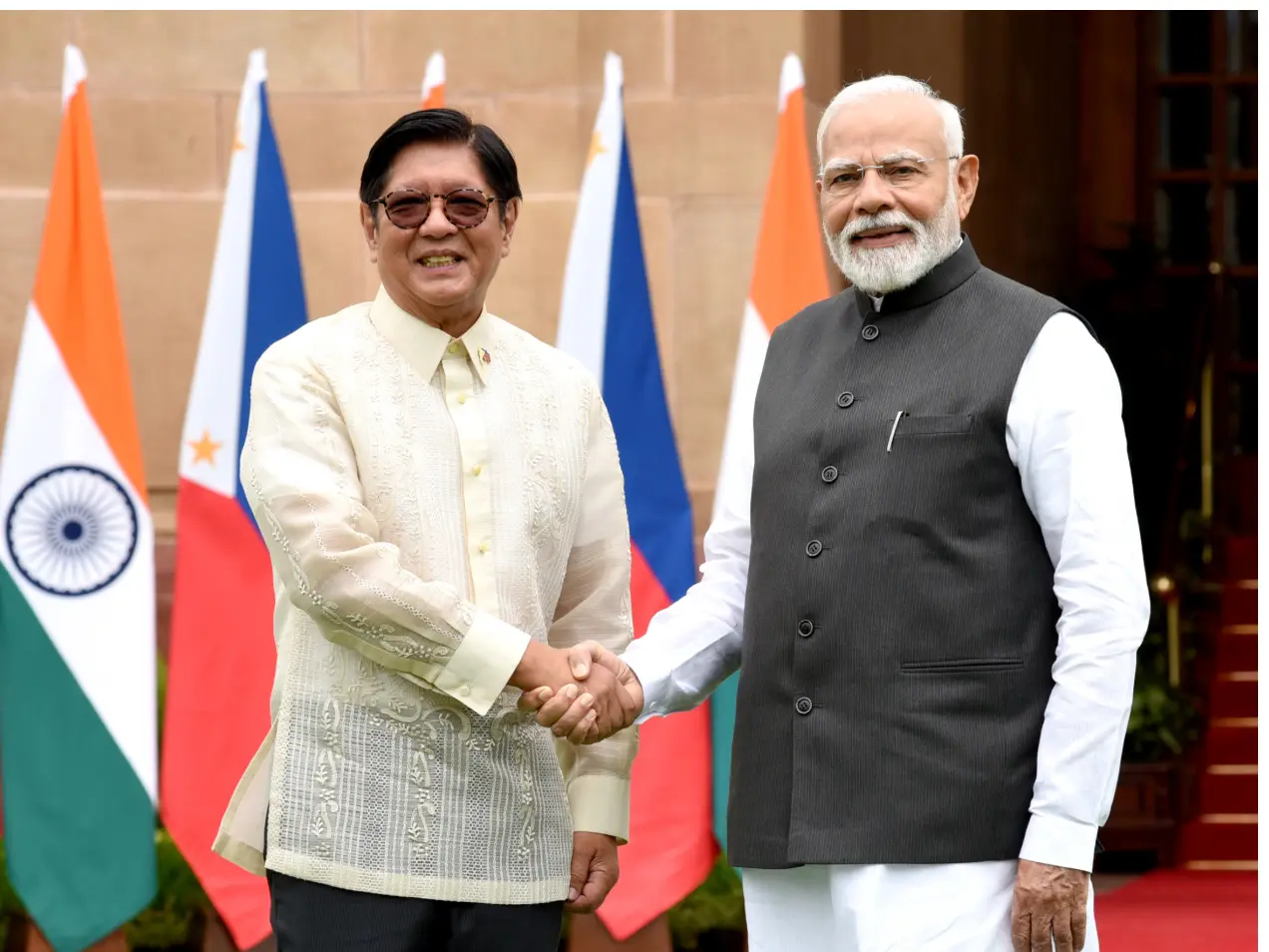 'Indian Navy is the only one with...': Philippines envoy to UK praises India's maritime muscle after Indo-Pacific joint drills 'Indian Navy is the only one with...': Philippines envoy to UK praises India's maritime muscle after Indo-Pacific joint drills