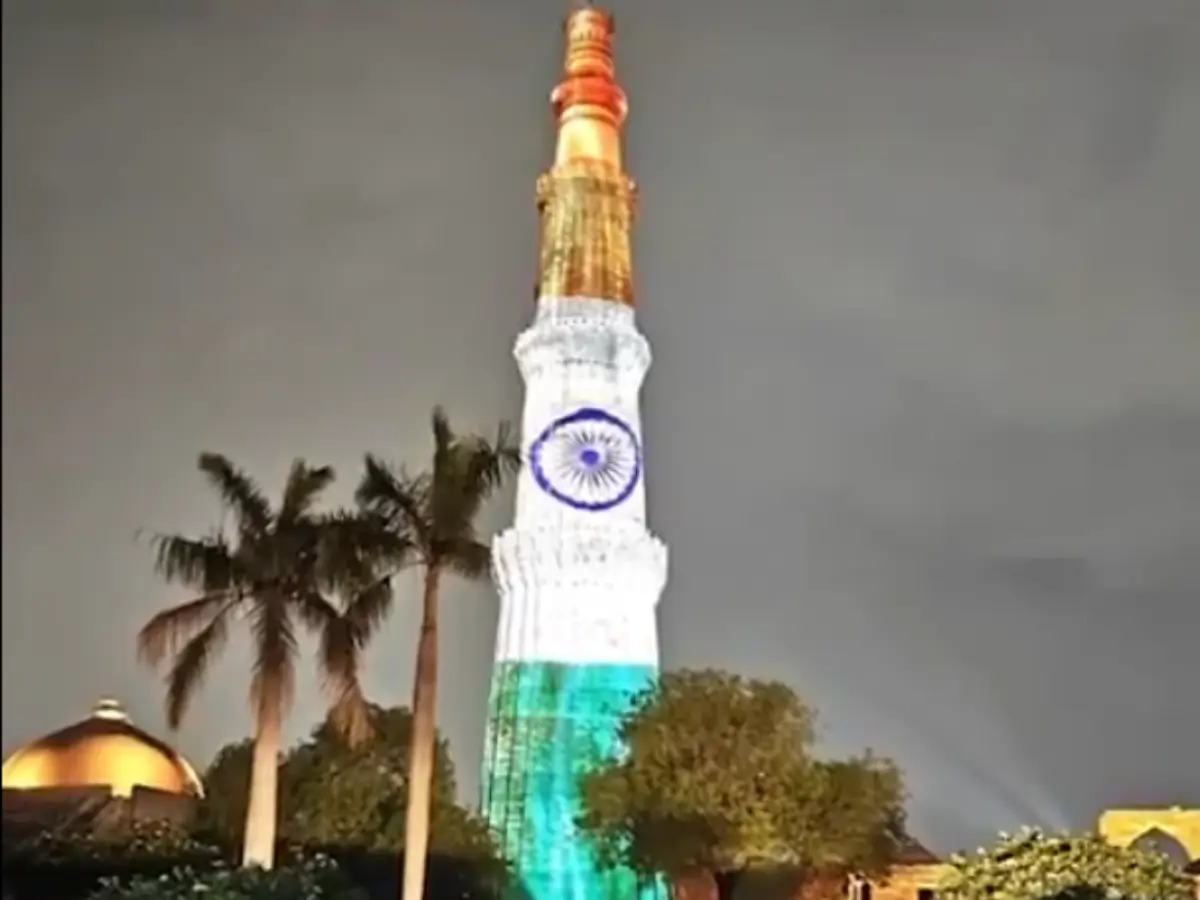 Delhi’s majestic Qutub Minar illuminated