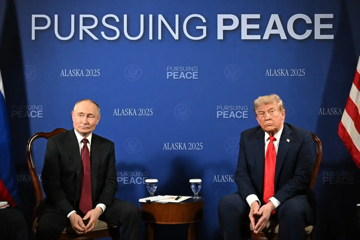 'Pursuing Peace'? Putin grins, laughs off Ukraine civilian deaths question — watch viral video