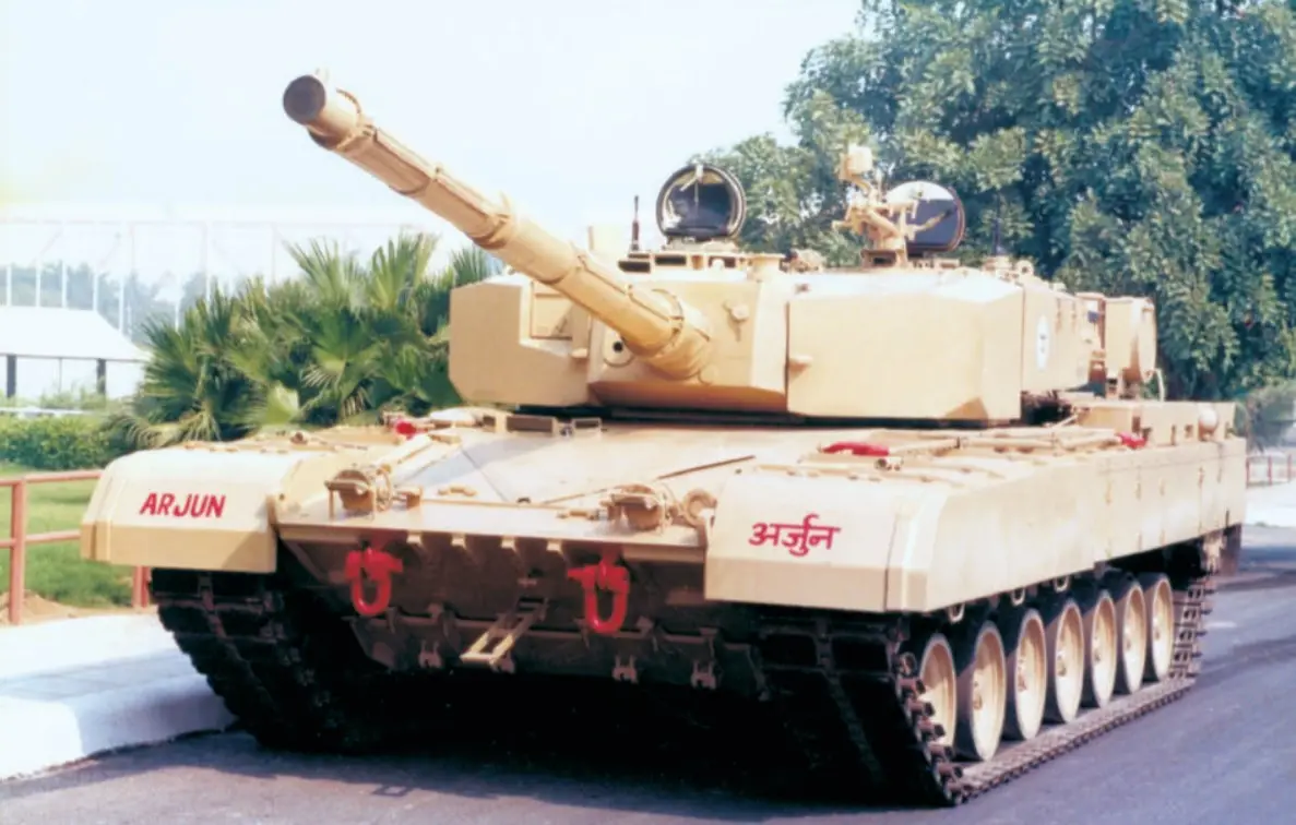 Bhutan – Tanks in the Mountains