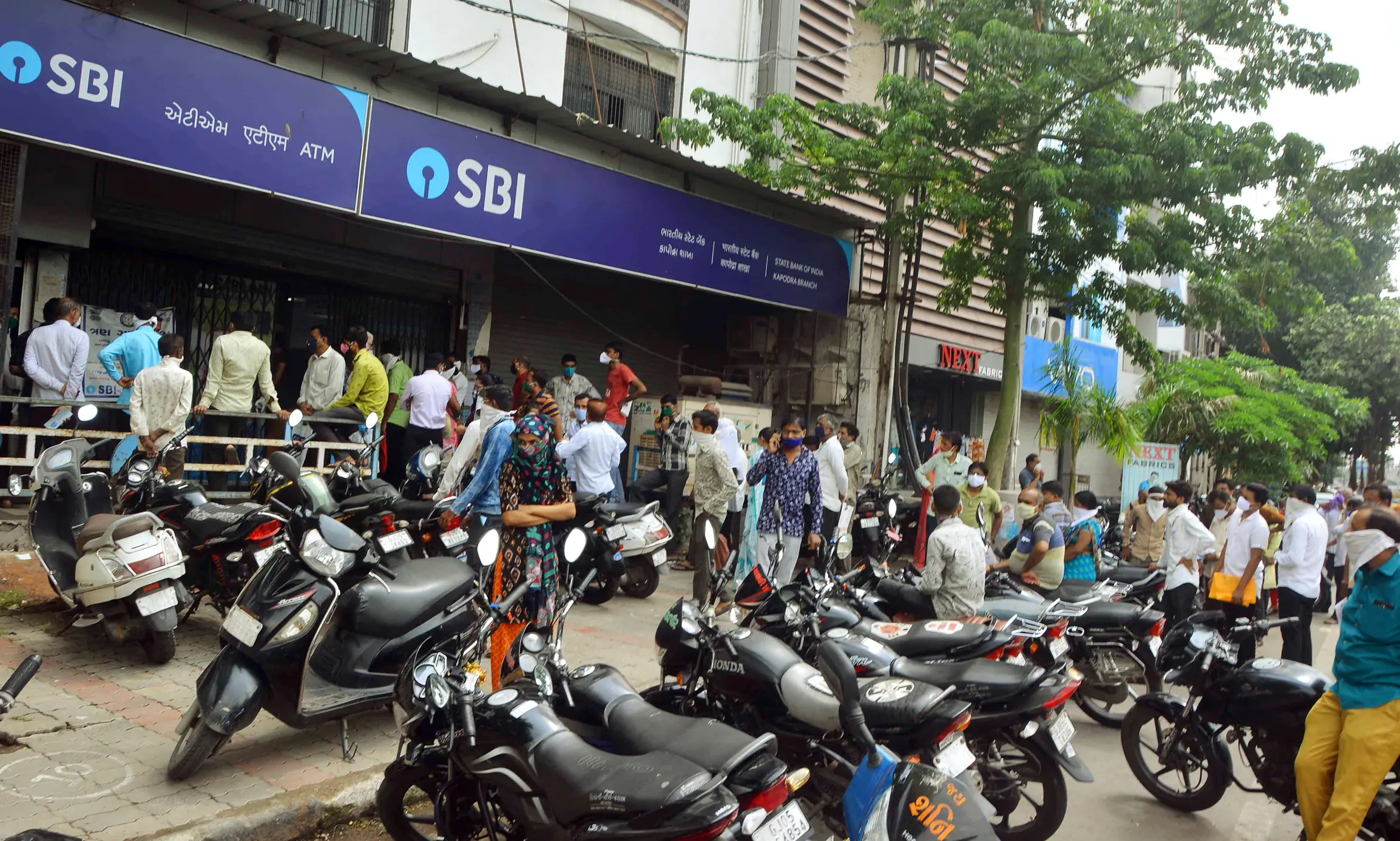 Banks that offer personal loans at lowest rates