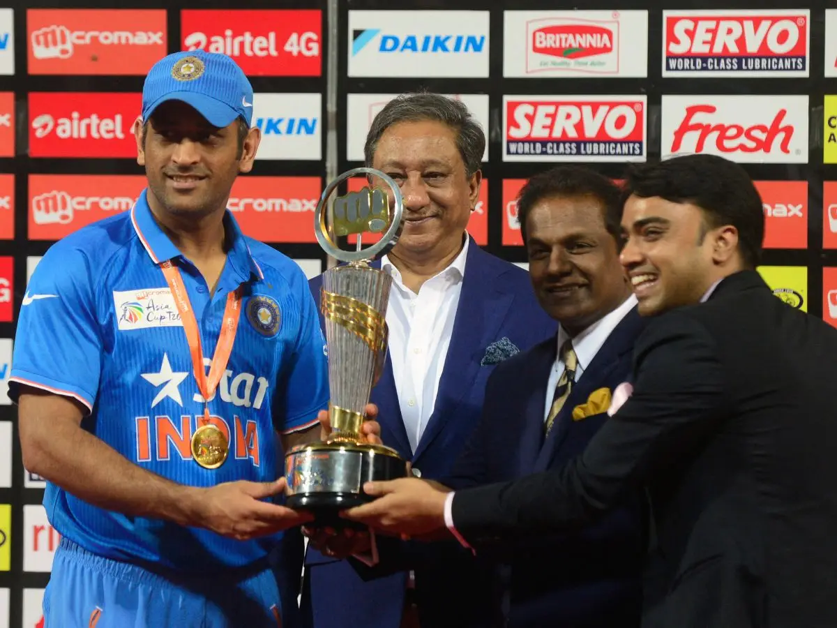 MS Dhoni (India)