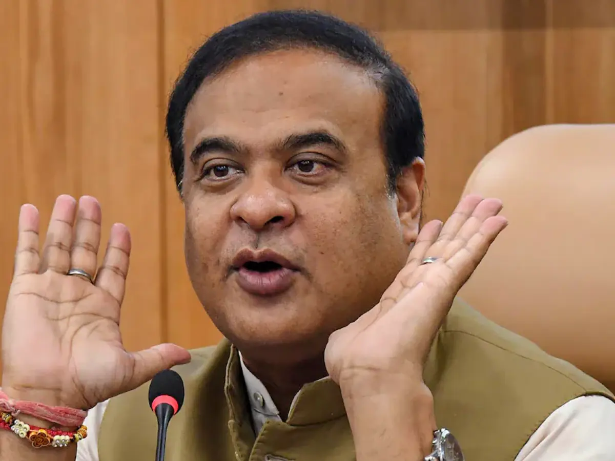 Assam will no longer issue Aadhaar Cards to people over 18 - Here's why