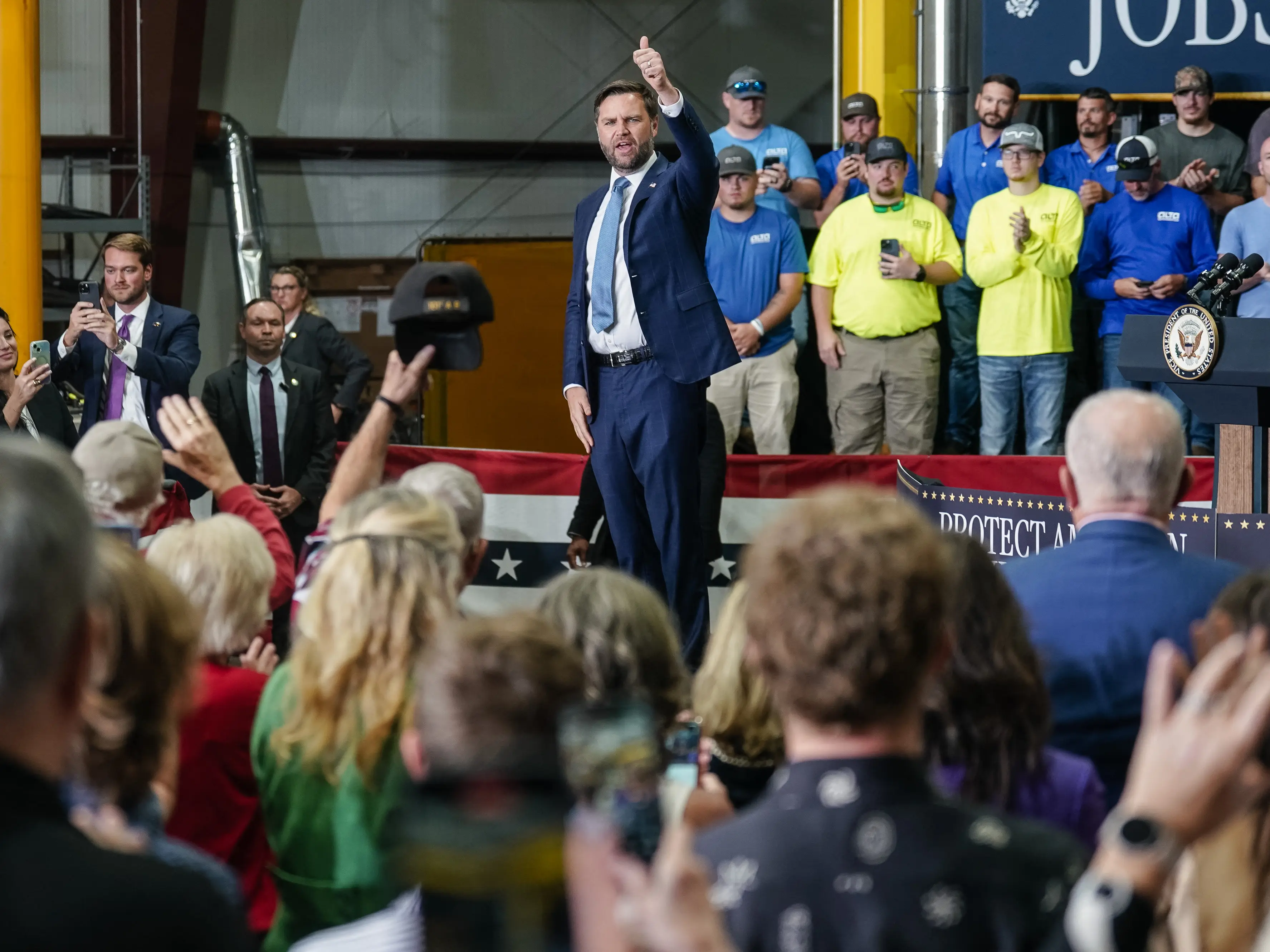 'If you are...': JD Vance's major announcement on BIG FAT tax cut. Here's what he said 'If you are...': JD Vance's major announcement on BIG FAT tax cut. Here's what he said