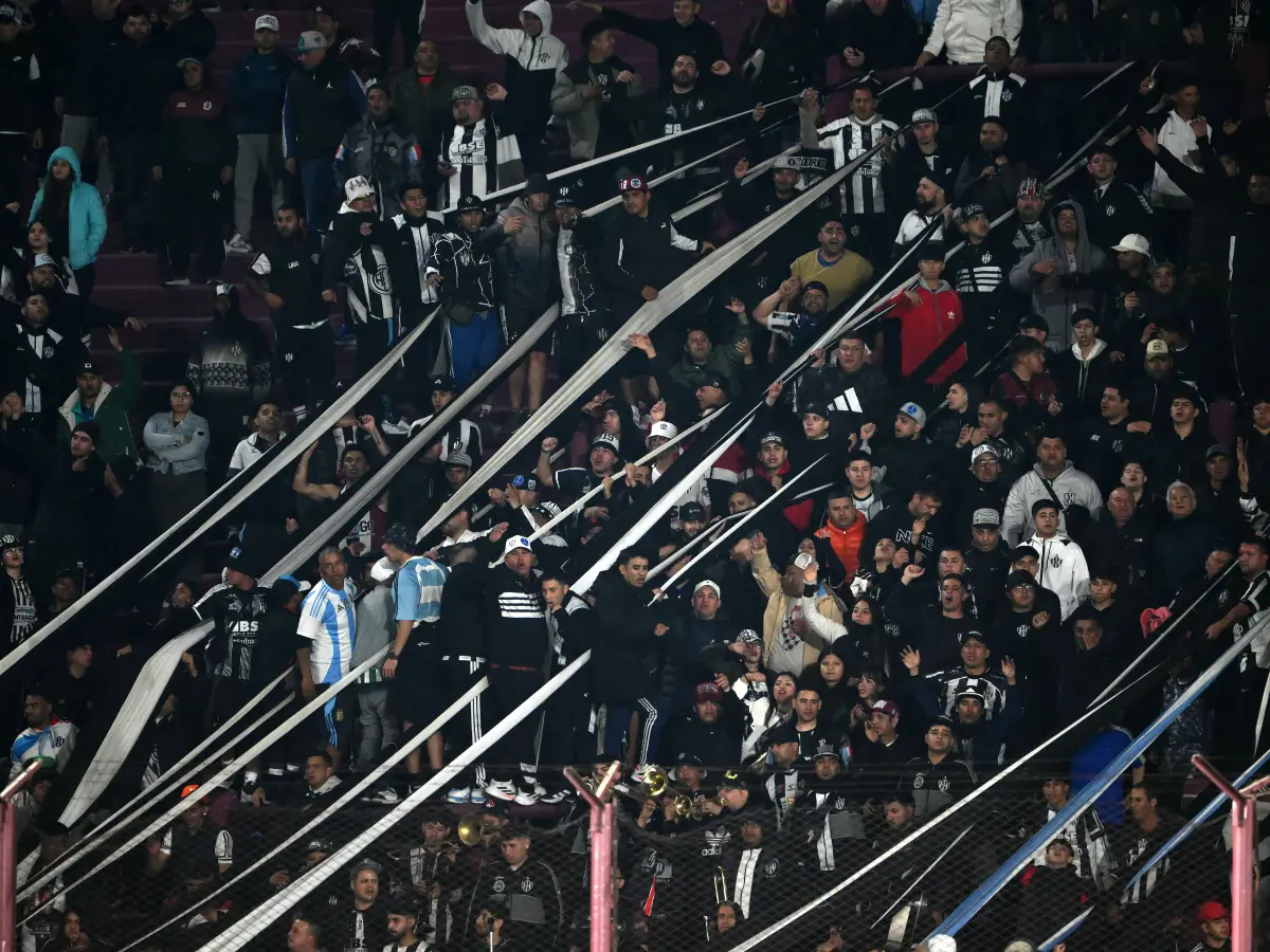 Copa Sudamericana violence: More than 100 fans arrested during football match — What exactly happened? Copa Sudamericana violence: More than 100 fans arrested during football match — What exactly happened?
