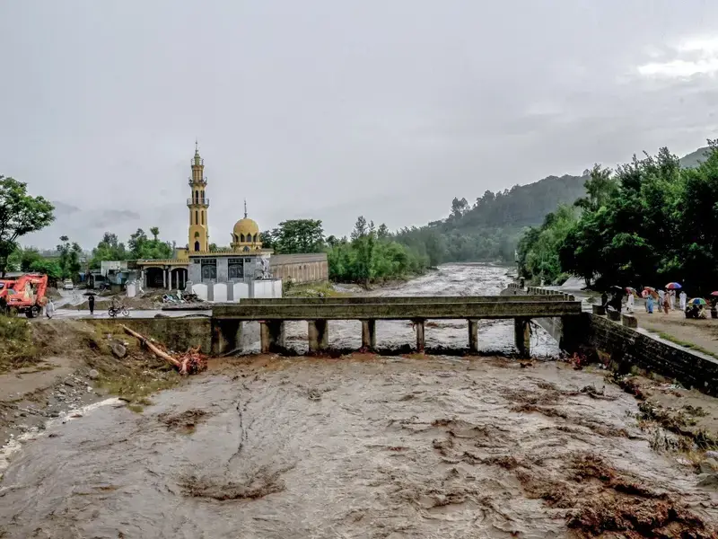 Water-borne diseases could kill more: Doctors warn amid raging floods in Pakistan's Khyber Pakhtunkhwa Water-borne diseases could kill more: Doctors warn amid raging floods in Pakistan's Khyber Pakhtunkhwa