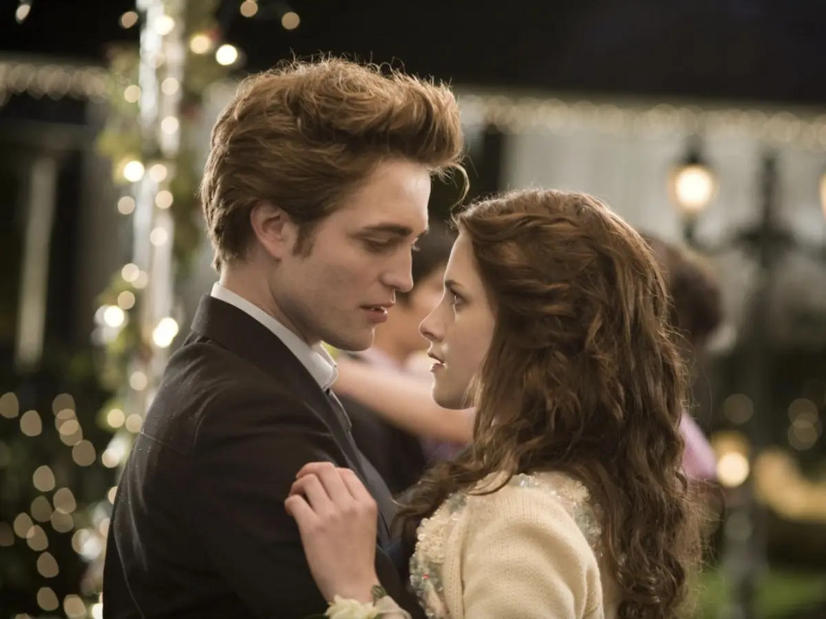 The Twilight Saga back to be back in theatres! Robert Pattinson-Kristen Stewart starrer re-release dates revealed by Lionsgate