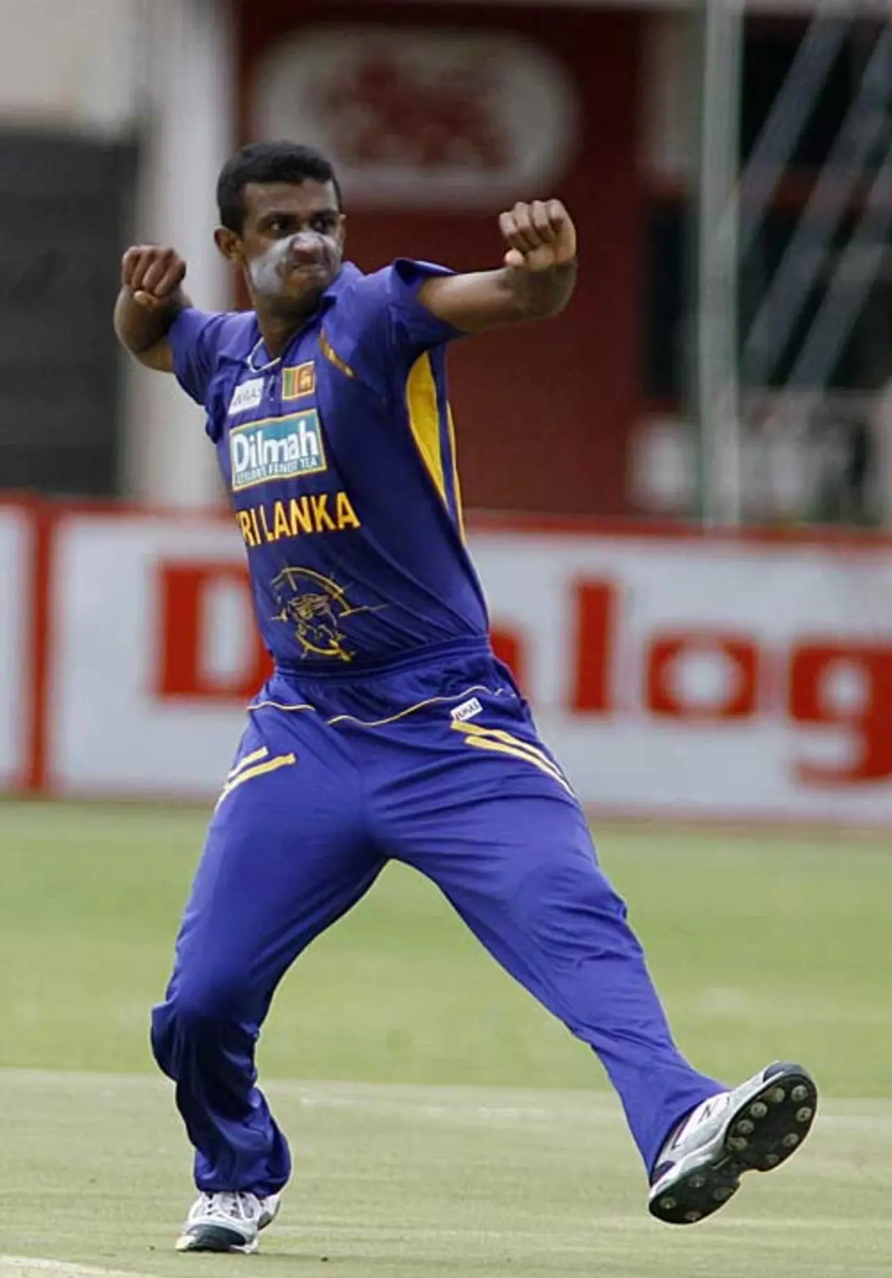 Farveez Maharoof