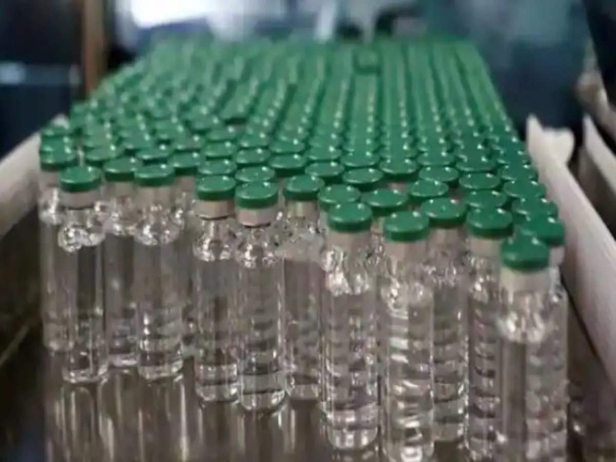 Trump administration planning to link COVID vaccine shots to child deaths in controversial anti-vax push