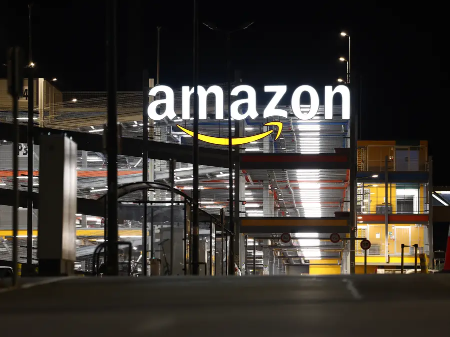 'Stay in the country for now': Amazon advises H-1B and H-4 visa holders amid $100K fee rule and new US immigration policies