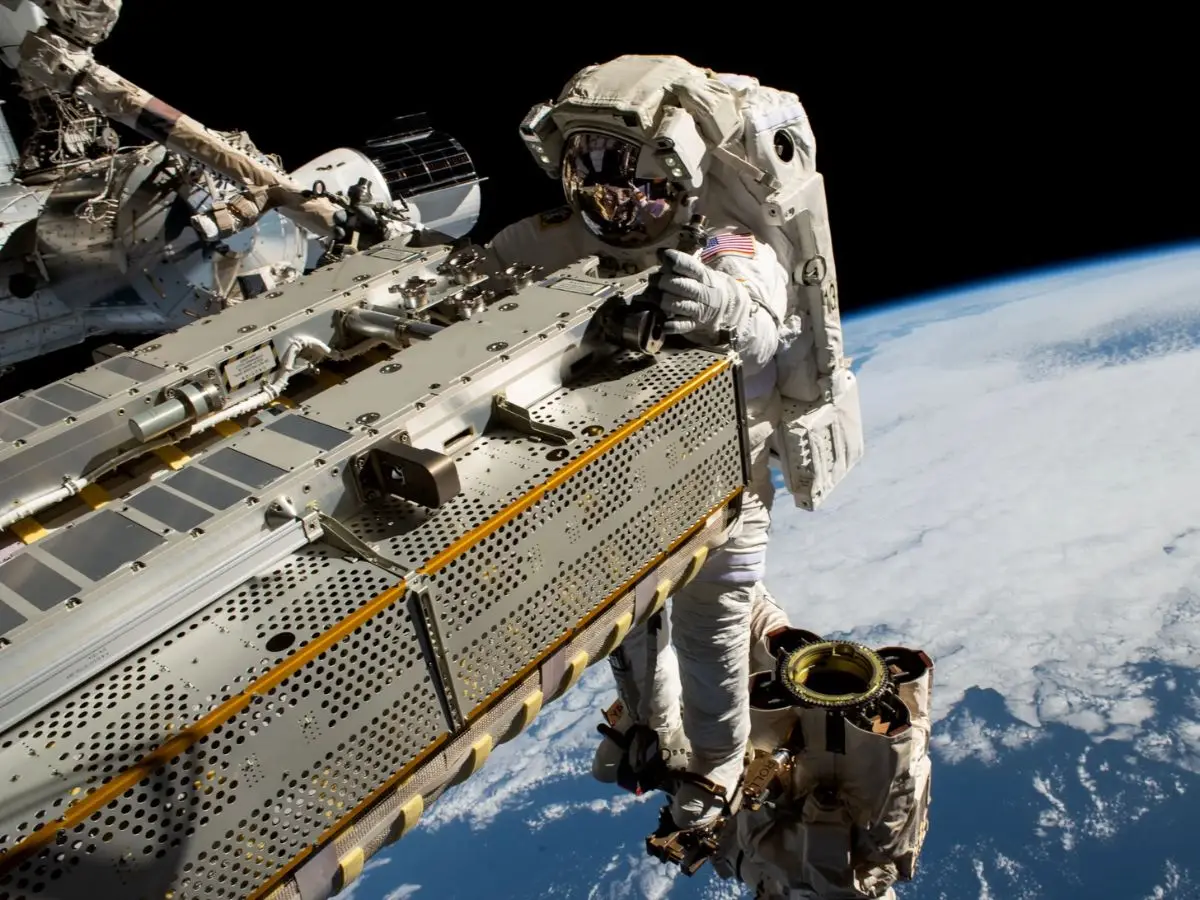A startup is handing full control of a spacecraft to an AI, with zero commands from Earth