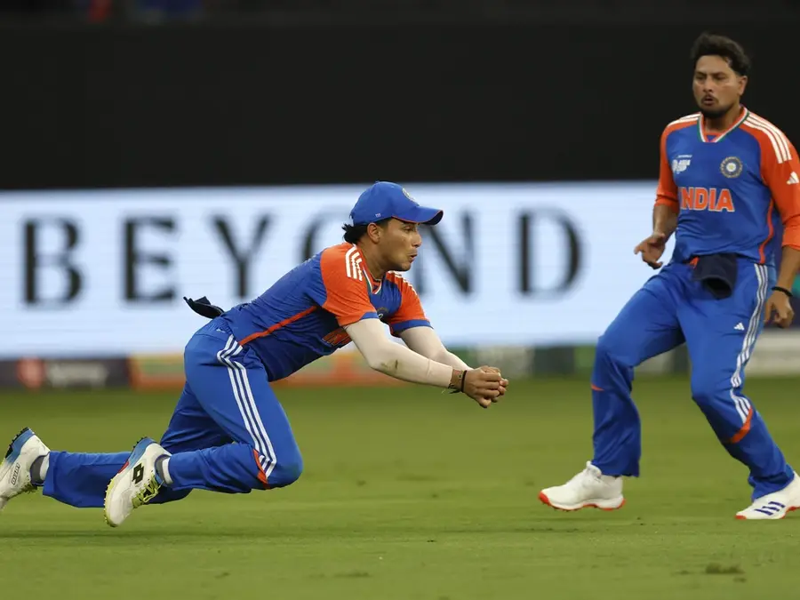 IND vs PAK, Asia Cup Super Four: Indian players commit fielding blunders as Pakistan post 171/5