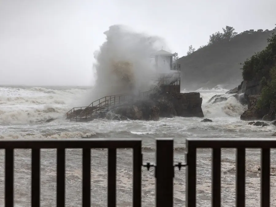 Super Typhoon Ragasa slams Hong Kong; Schools, offices shut as China braces for landfall of storm that killed 17 in Taiwan, Philippines