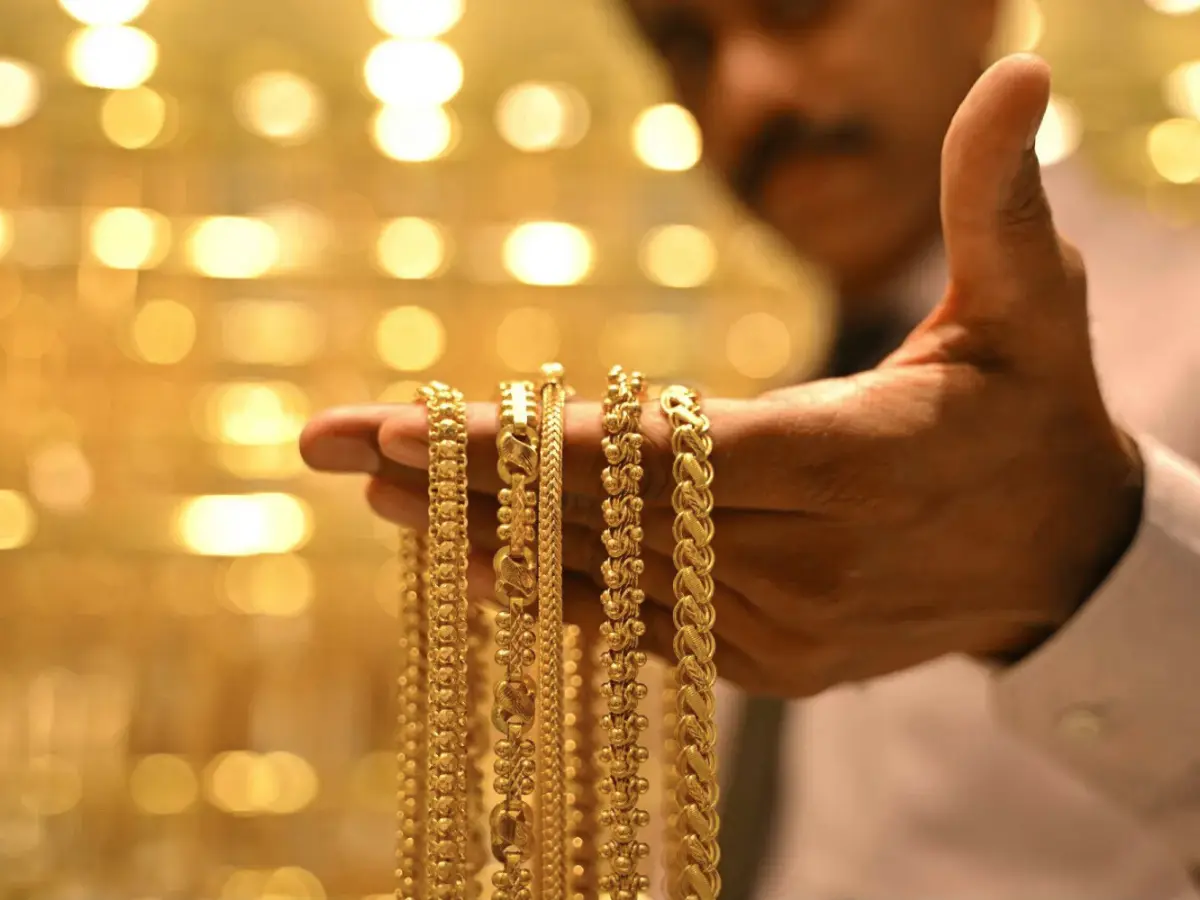 Gold prices are reaching for the sky as India begins festive shopping Gold prices are reaching for the sky as India begins festive shopping