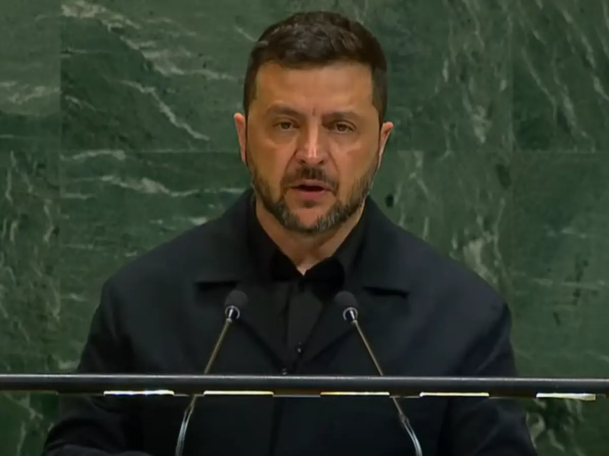 Zelensky calls out Putin's war 'madness' at UN, urges nations to stop trade with Russia - 'Peace depends on weapons' Zelensky calls out Putin's war 'madness' at UN, urges nations to stop trade with Russia - 'Peace depends on weapons'