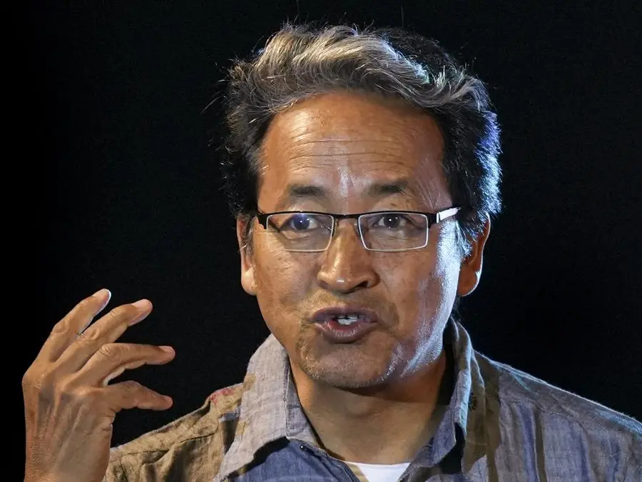 Who is Sonam Wangchuk? Person behind Ladakh protest, now accused by Centre for violence through 'provocative statements' Who is Sonam Wangchuk? Person behind Ladakh protest, now accused by Centre for violence through 'provocative statements'