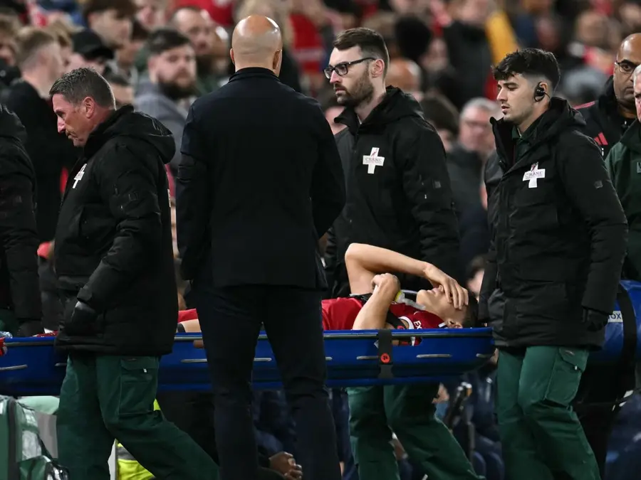 Liverpool’s centre-back options crunch after injury to rookie defender: Arne Slot