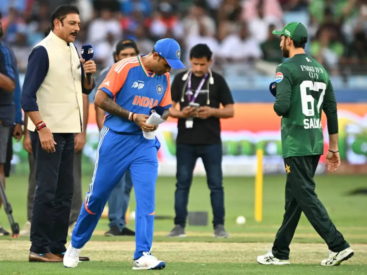Why were two broadcasters present at the toss during Ind vs Pak Asia Cup final? Why were two broadcasters present at the toss during Ind vs Pak Asia Cup final?
