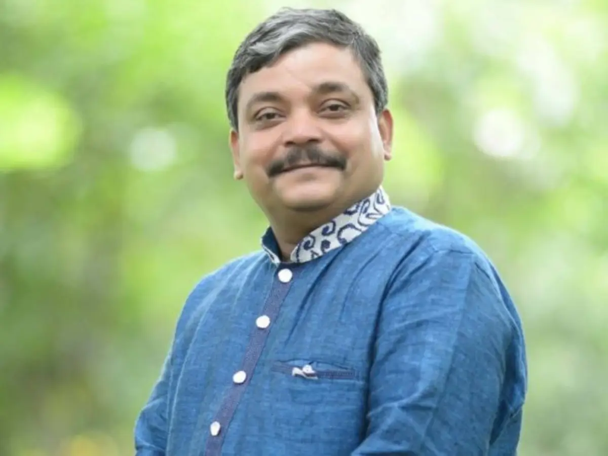 Veteran Kannada theatre artist Yashwant Sardeshpande dies at 60, condolences pour in Veteran Kannada theatre artist Yashwant Sardeshpande dies at 60, condolences pour in