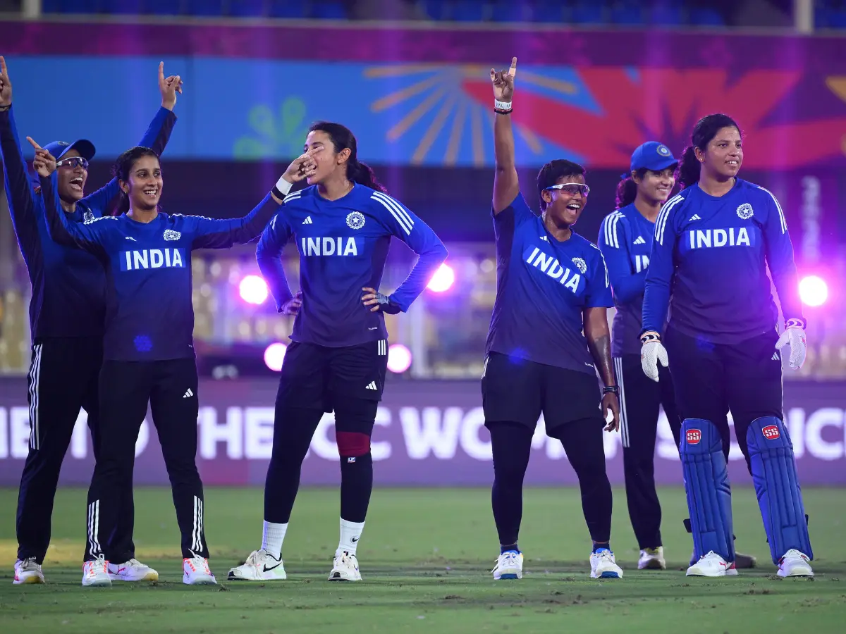 Sachin Tendulkar revisits Kapil Dev's 1983 World Cup-winning moment, asks Harmanpreet Kaur's side to draw inspiration