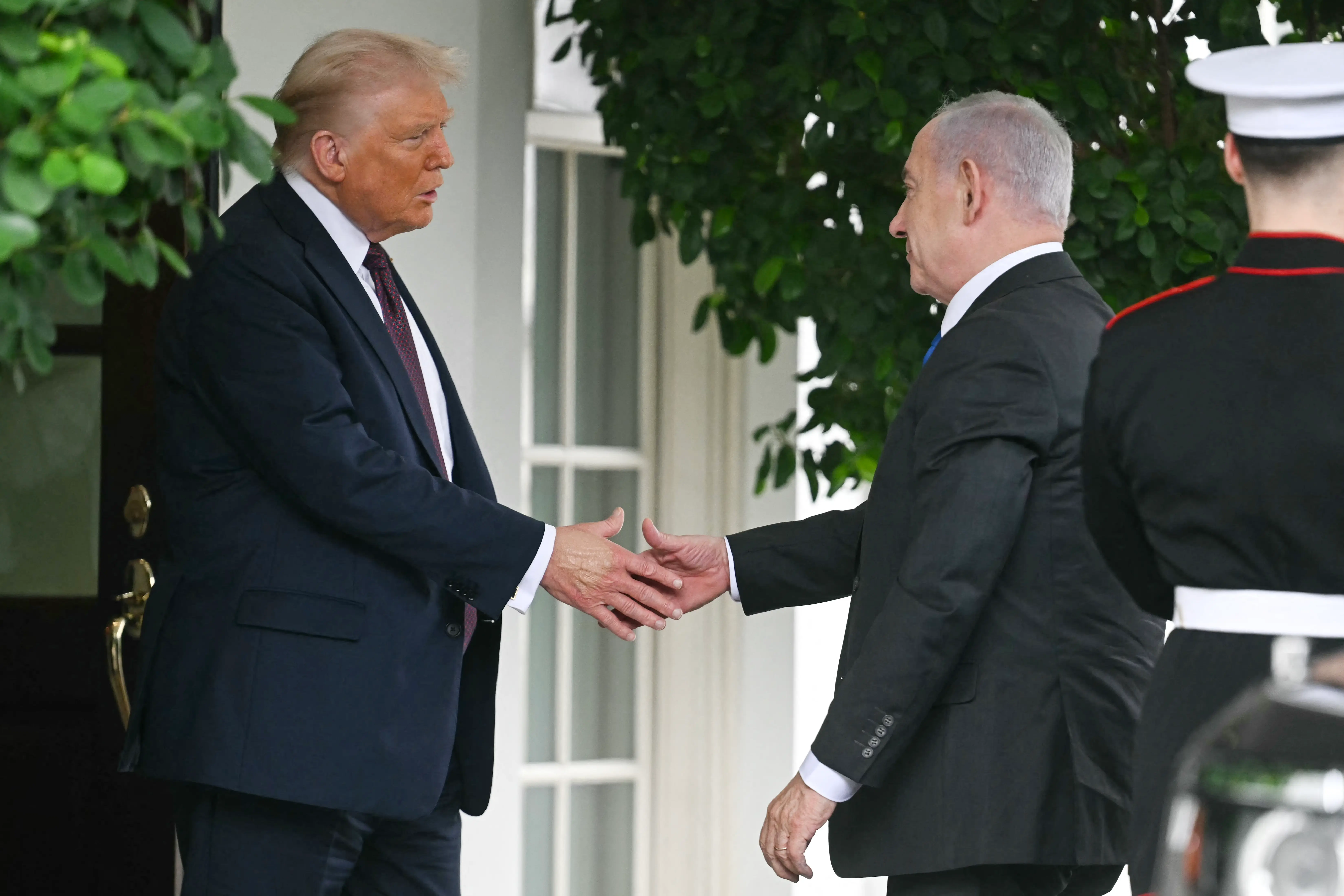 Trump makes ‘dramatic changes’ to 21-point Gaza plan for Netanyahu as press conference delayed