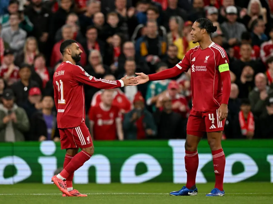 'Liverpool aren't playing football': Jamie Carragher slams Arne Slot's side after back-to-back defeats
