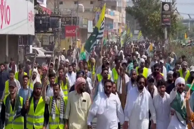 PoK protests escalate: Clashes, 2 deaths, and massive marches across Pakistan-occupied Kashmir
