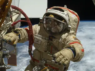 Why Russian space suits look so different and what that means in an emergency