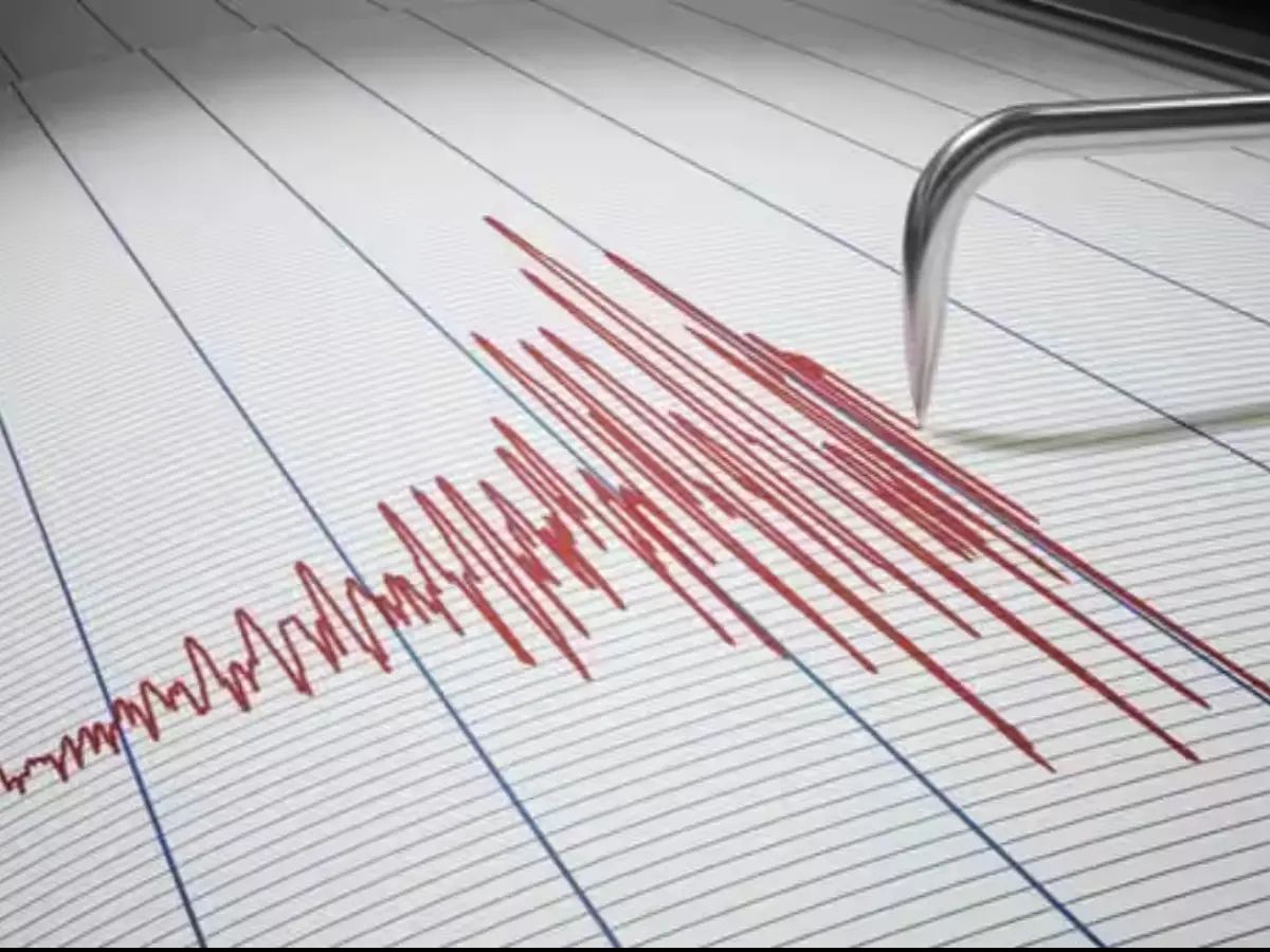 Earthquake of 5 magnitude jolts Istanbul, residents rush to safety in Turkey's largest city
