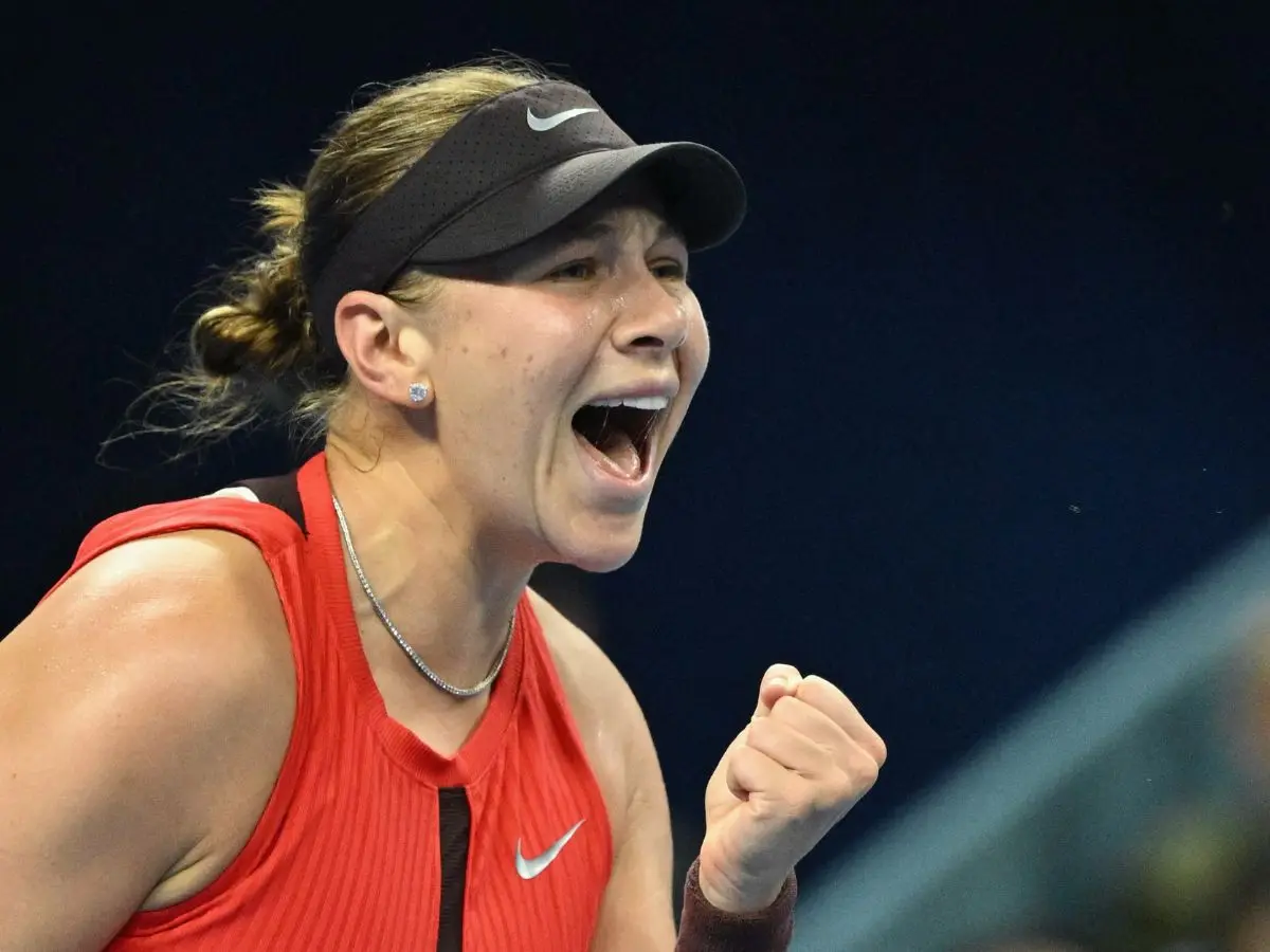 USA’s Amanda Anisimova beats Linda Noskova to win China Open