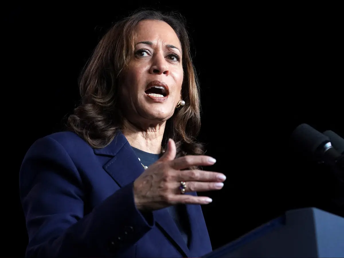 Kamala Harris takes a bold dig at Trump and his allies, says ‘these moth***** are crazy!’ Kamala Harris takes a bold dig at Trump and his allies, says ‘these moth***** are crazy!’