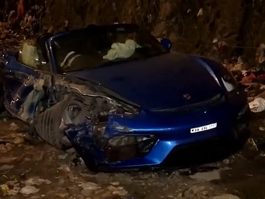 High-speed Porsche collides with divider in Mumbai; driver in critical condition