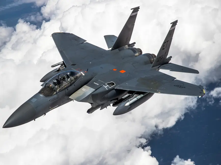 High Altitude vs Low Altitude: Where do fighter jets perform better?