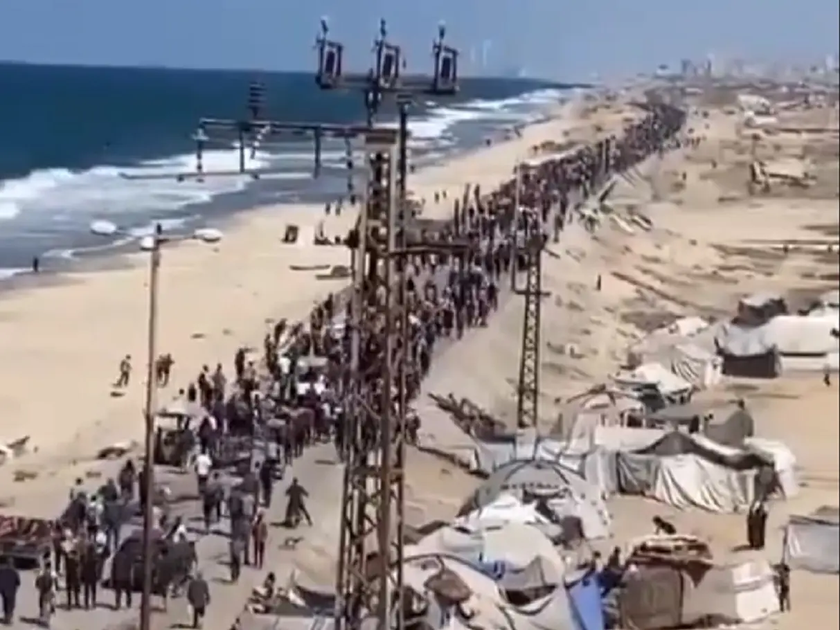 Ceasefire agreement comes into effect; IDF troops retreat; Palestinians start returning Ceasefire agreement comes into effect; IDF troops retreat; Palestinians start returning