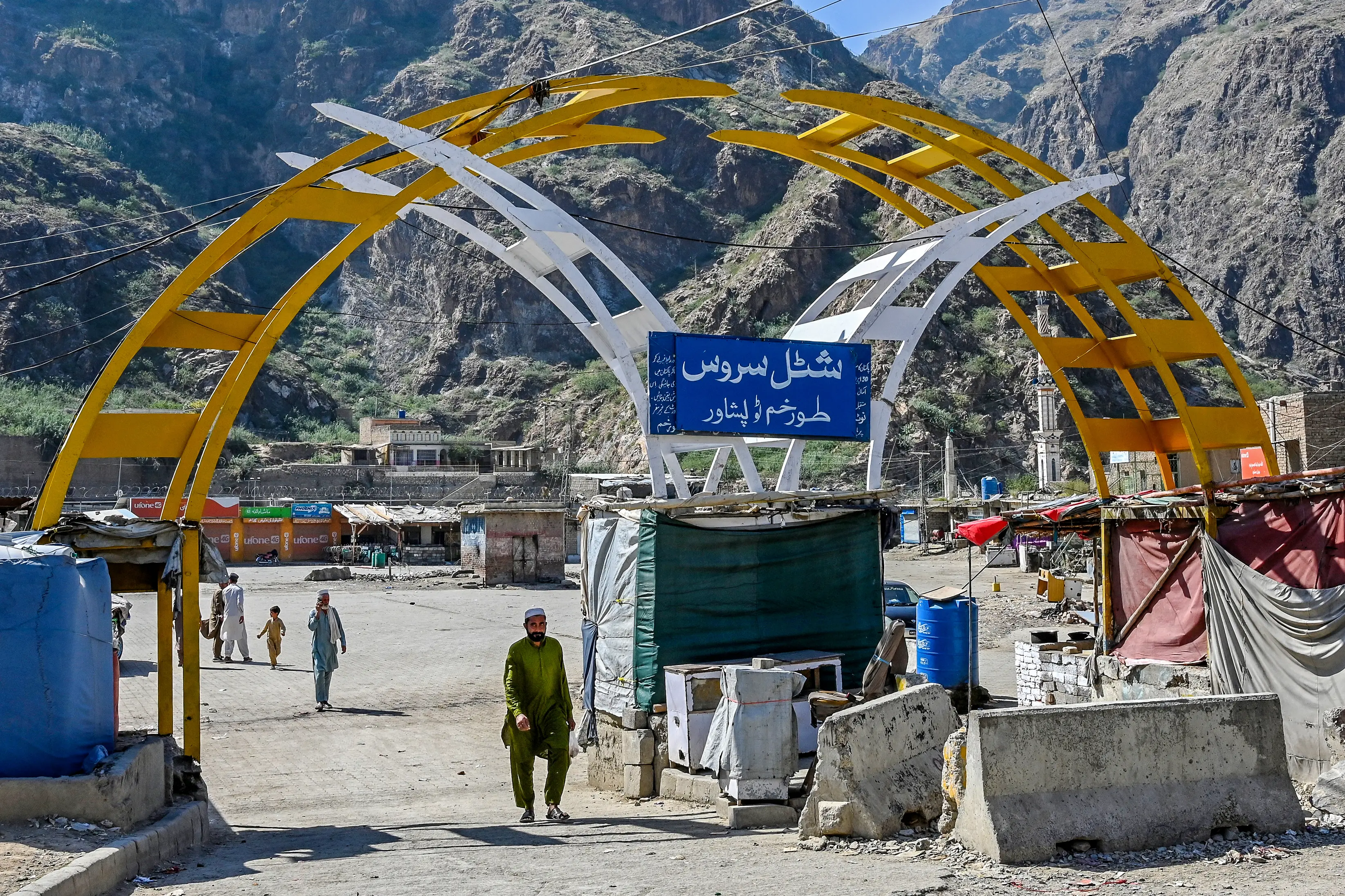 Afghanistan-Pakistan border clashes: Taliban stands in support of TLP over ‘lawful protest’. Details inside