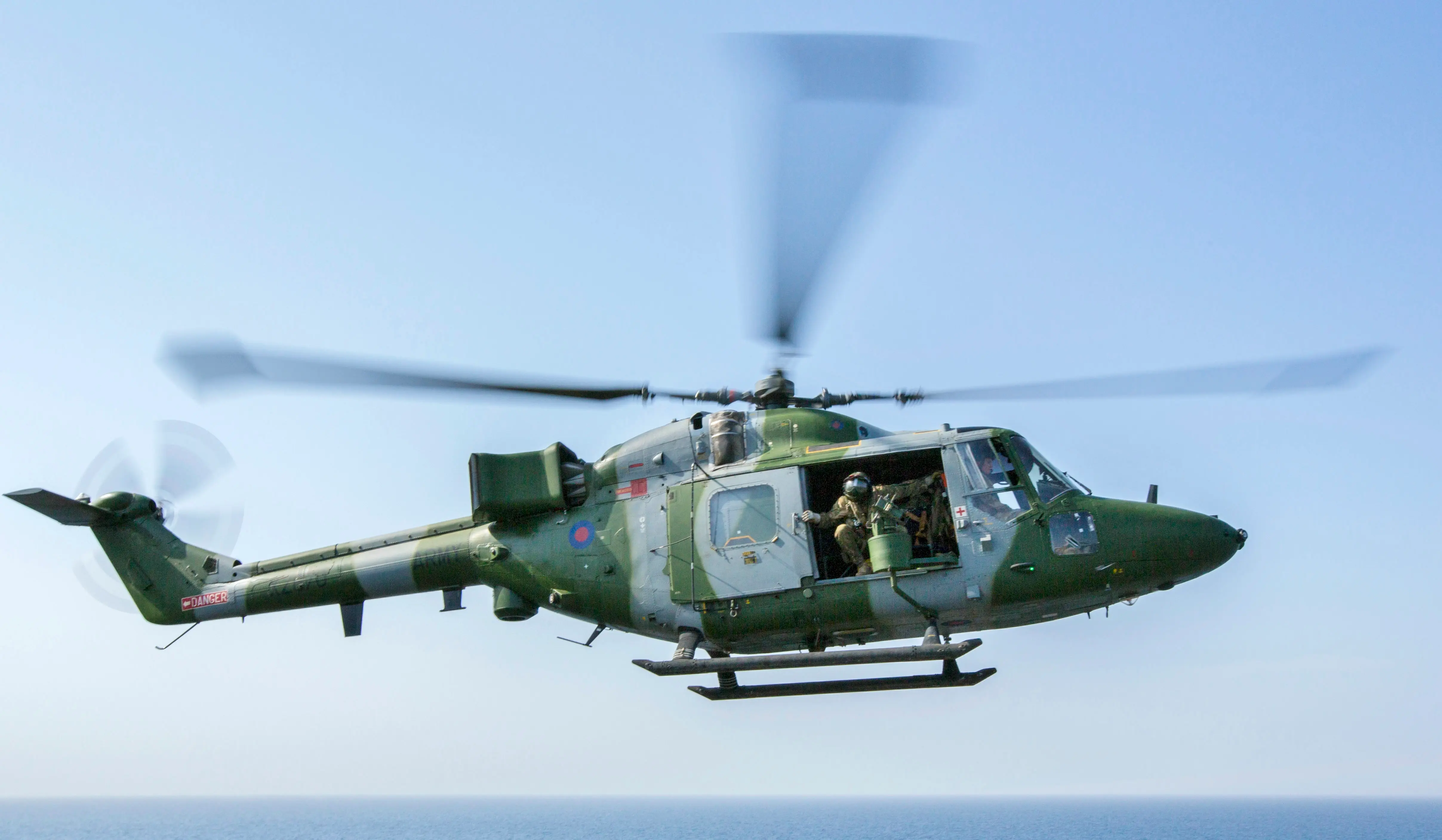 Westland Lynx - Top Speed: 400.9 km/h