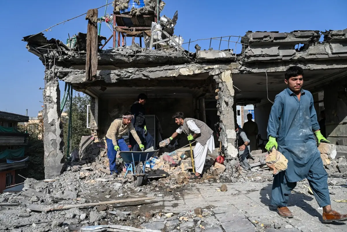 Pakistan strikes Afghanistan in ceasefire violation, Taliban vows to 'retaliate'