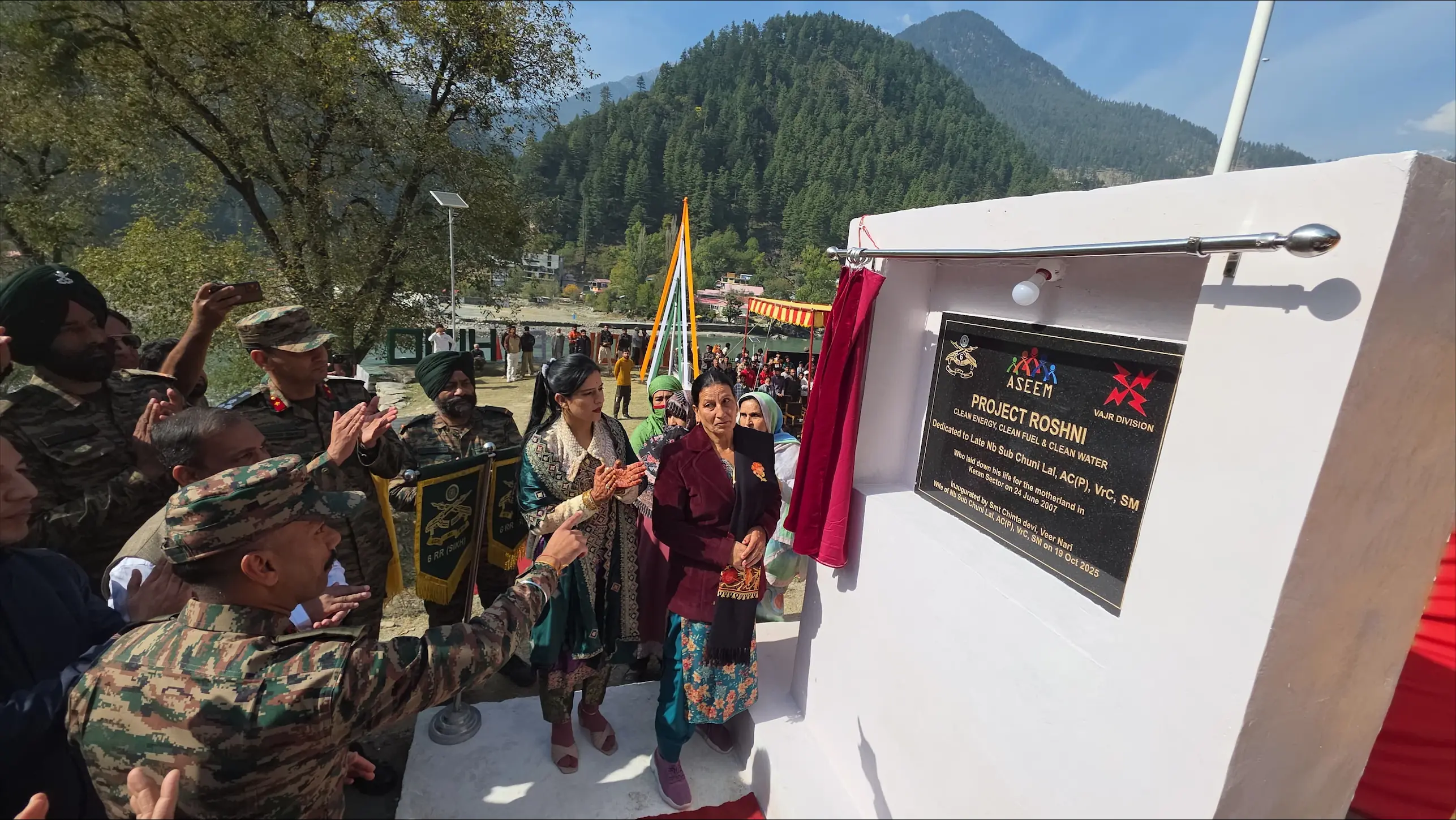 Indian Army’s Project Roshni illuminates bordering Keran village with clean energy, fuel, and water solutions