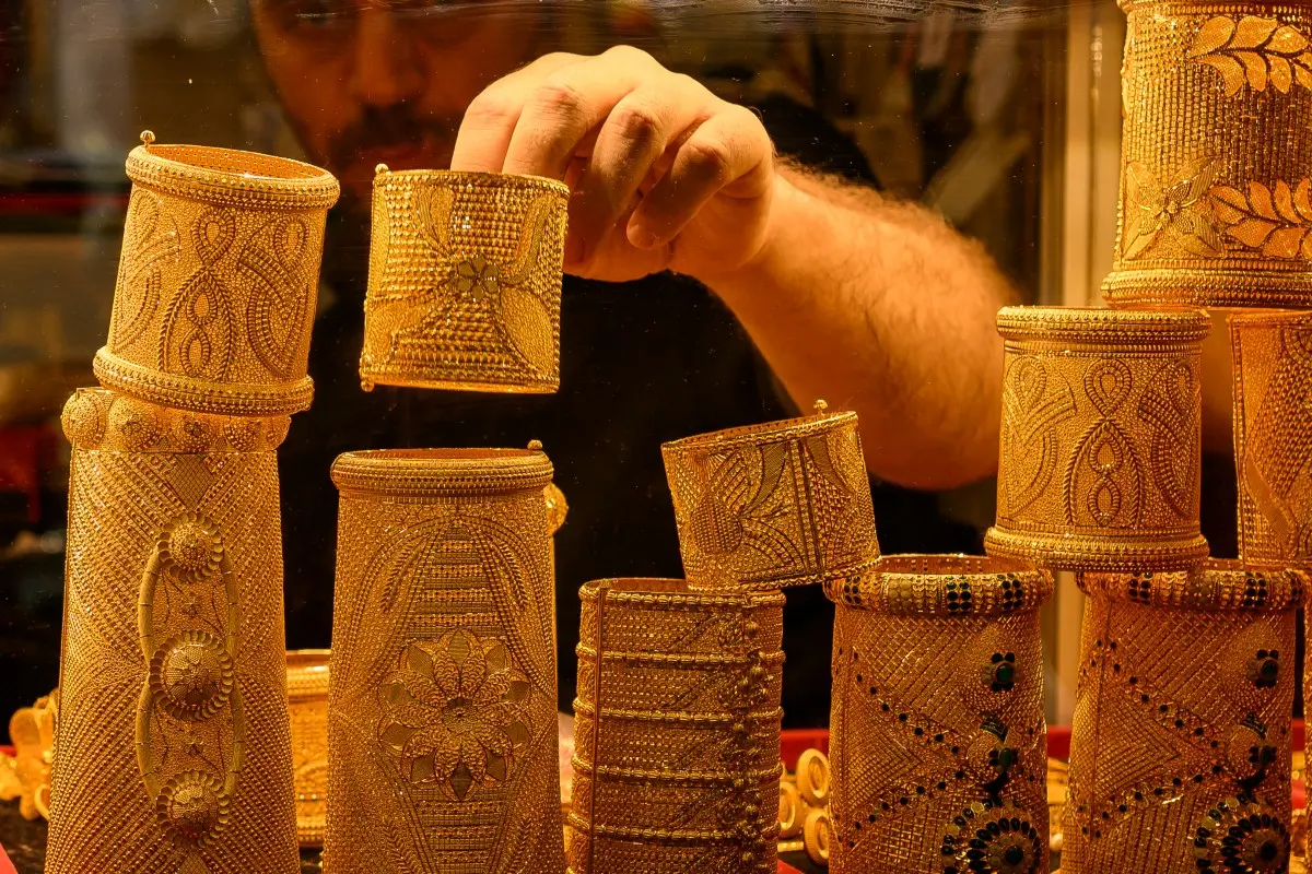 Diwali 2025: How much gold was sold on Dhanteras?