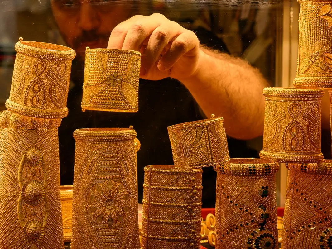 Diwali 2025: How much gold was sold on Dhanteras? Diwali 2025: How much gold was sold on Dhanteras?