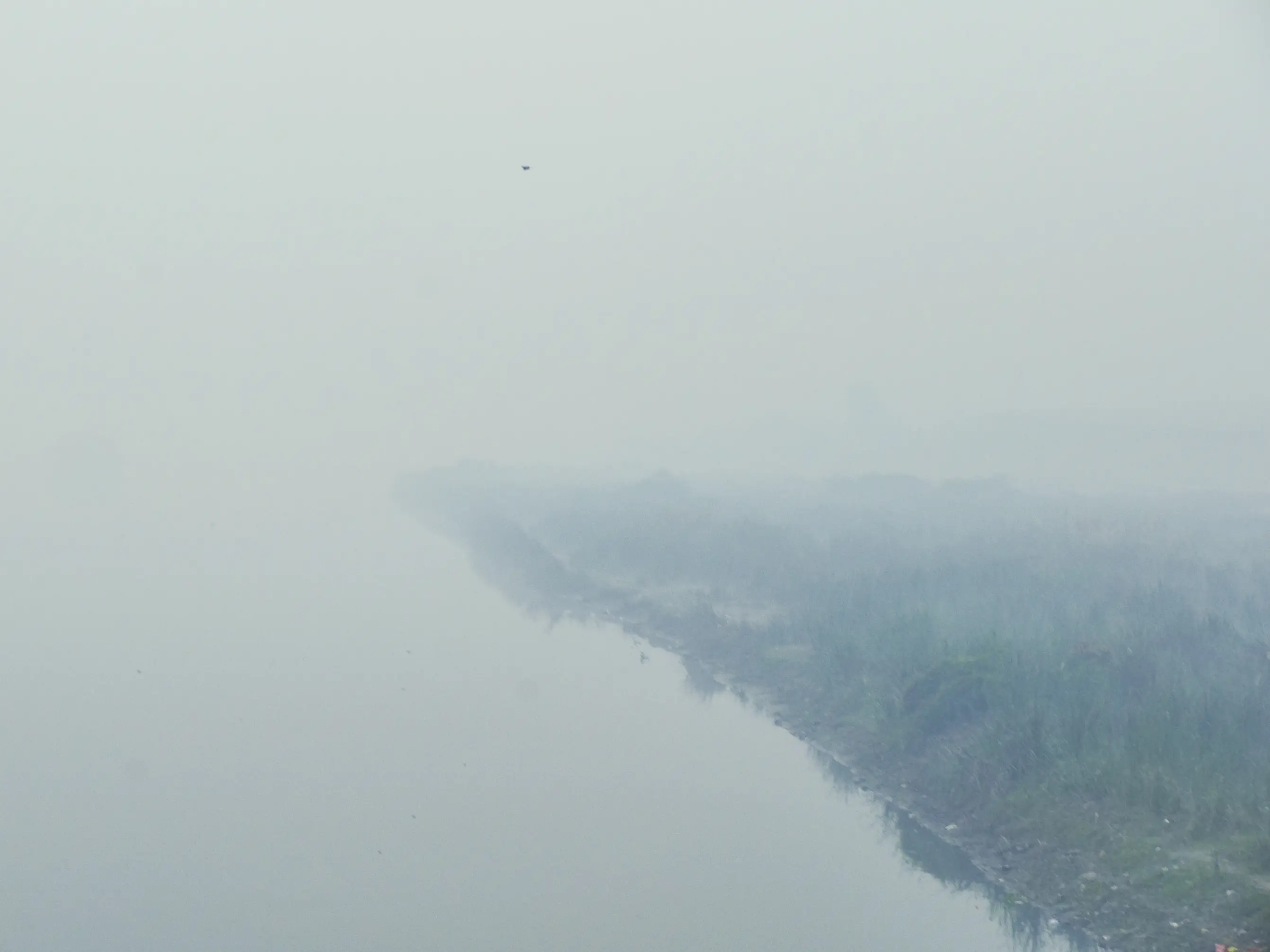 Delhi blanketed in toxic smog for second day as air quality hits ‘severe’ levels post-Diwali Delhi blanketed in toxic smog for second day as air quality hits ‘severe’ levels post-Diwali