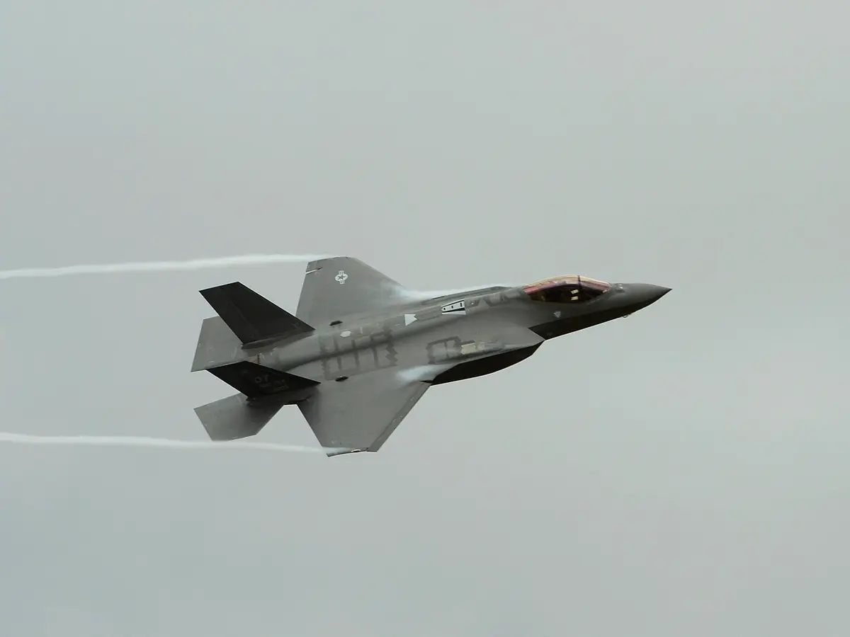 Wie viele F-35 haben Großbritannien, Japan und Israel?