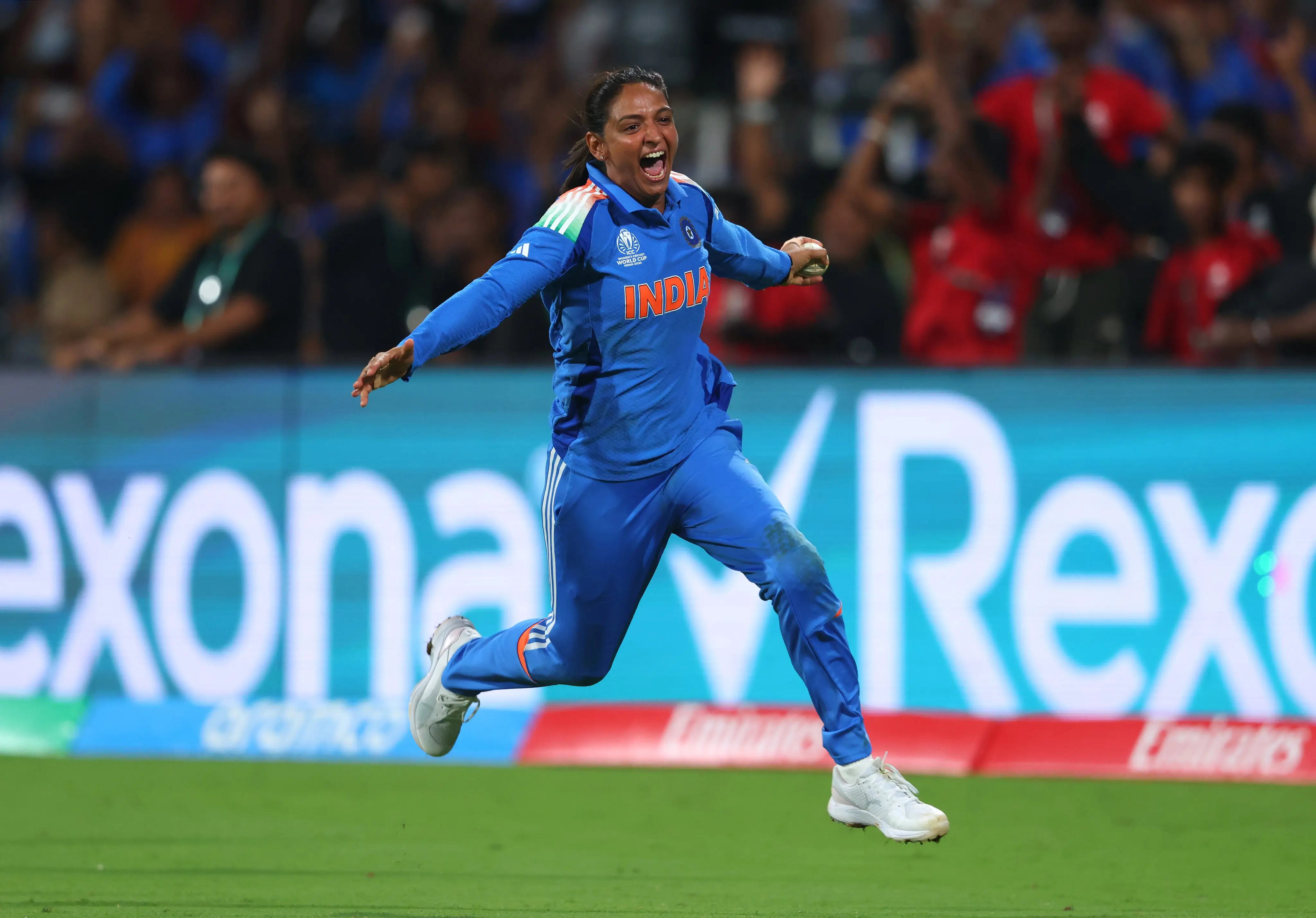 India vs South Africa ICC Women's World Cup 2025 Final: Social media erupts as fans celebrate India's historic win; PM Modi lauds magnificent win